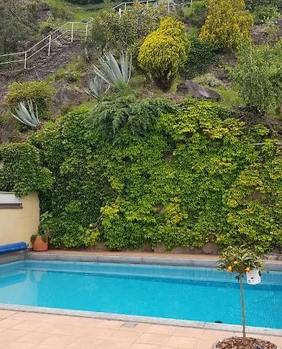 Sollevante Mit Pool Und Fantastischem Seesicht Apartament