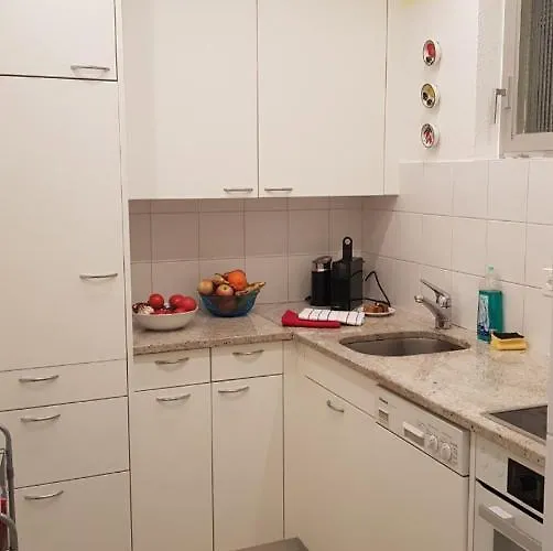 Sollevante Mit Pool Und Fantastischem Seesicht Apartament *