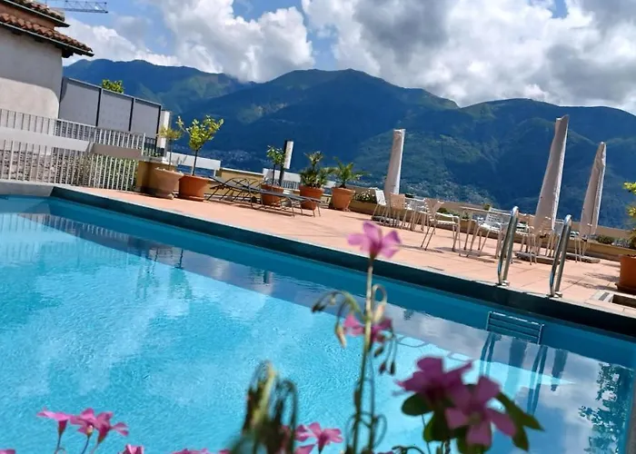 Sollevante Mit Pool Und Fantastischem Seesicht Apartament Ascona