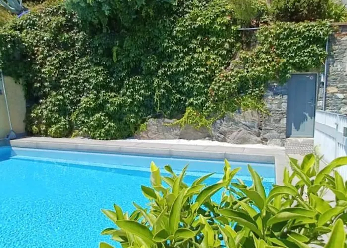 Sollevante Mit Pool Und Fantastischem Seesicht Apartamento